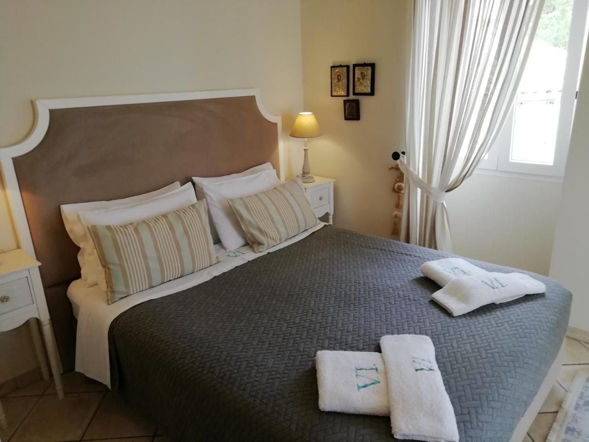 Imerolia Beach Villa Kassiopi Corfu Екстер'єр фото