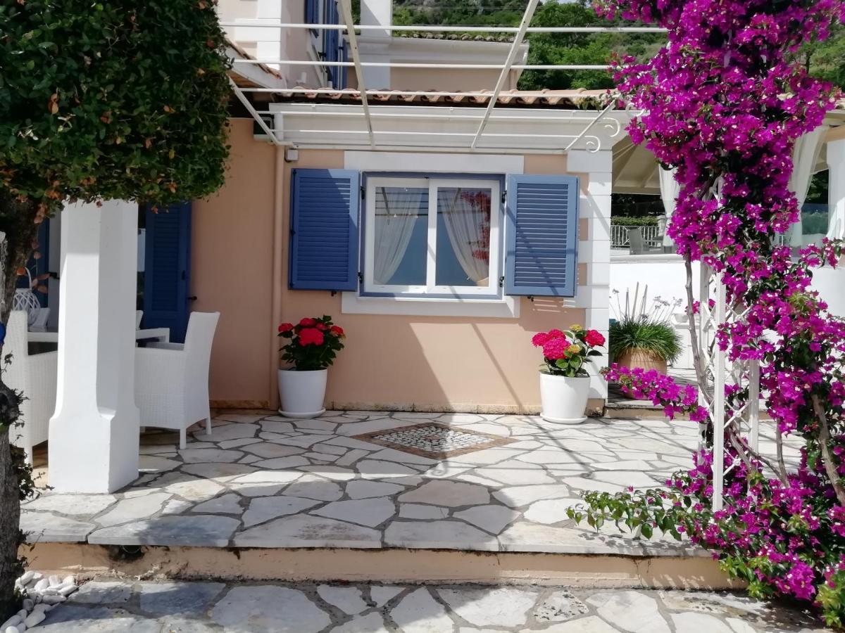 Imerolia Beach Villa Kassiopi Corfu Екстер'єр фото