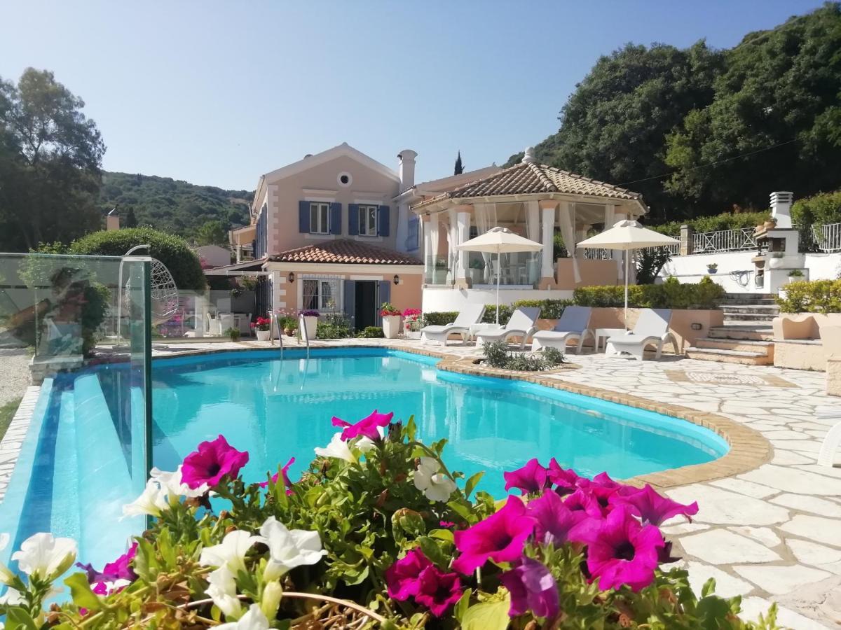 Imerolia Beach Villa Kassiopi Corfu Екстер'єр фото