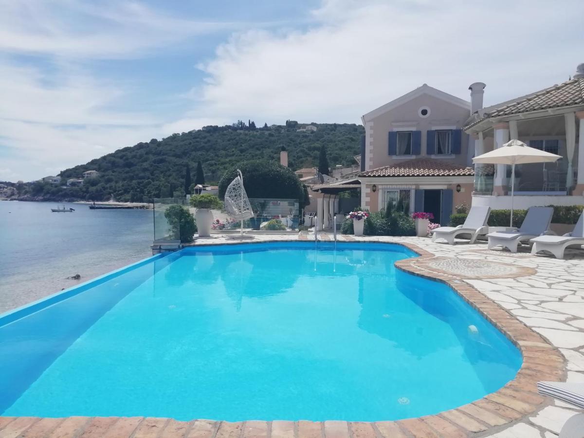 Imerolia Beach Villa Kassiopi Corfu Екстер'єр фото