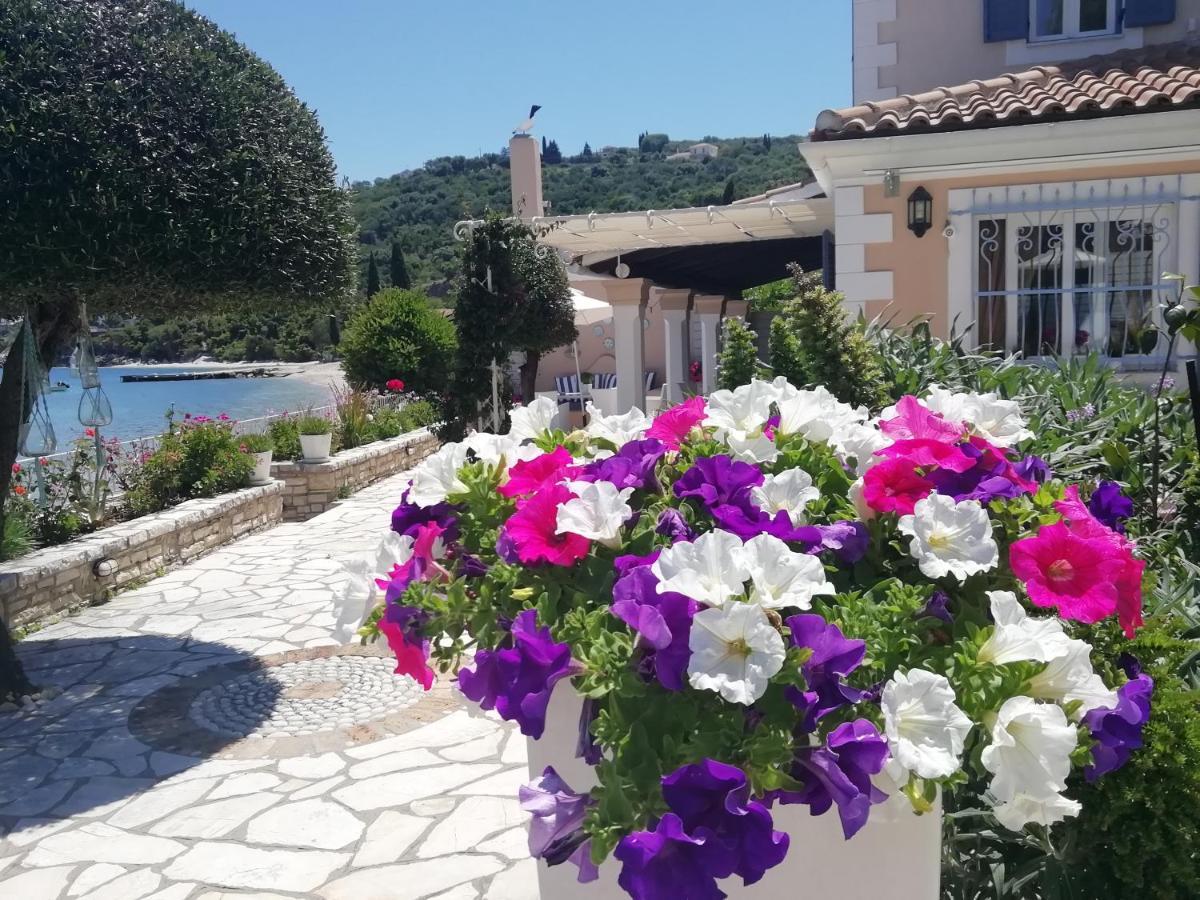 Imerolia Beach Villa Kassiopi Corfu Екстер'єр фото