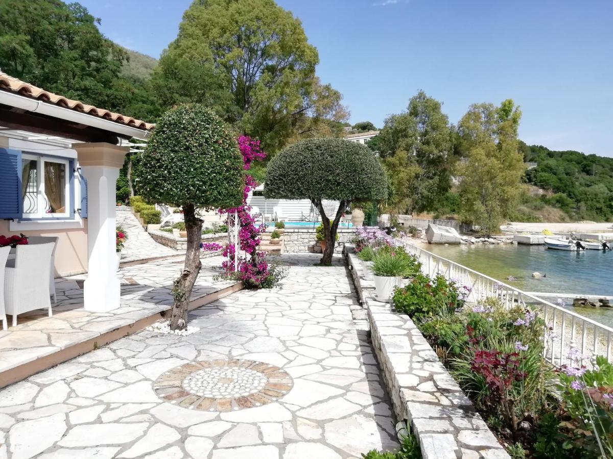 Imerolia Beach Villa Kassiopi Corfu Екстер'єр фото