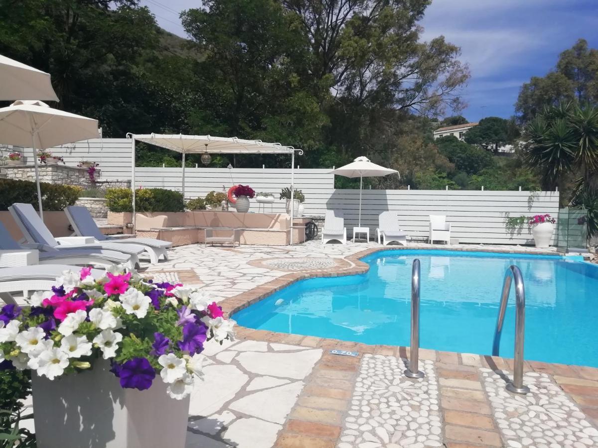 Imerolia Beach Villa Kassiopi Corfu Екстер'єр фото