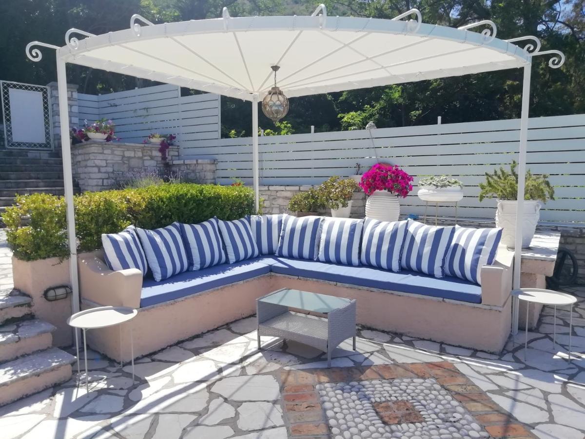 Imerolia Beach Villa Kassiopi Corfu Екстер'єр фото
